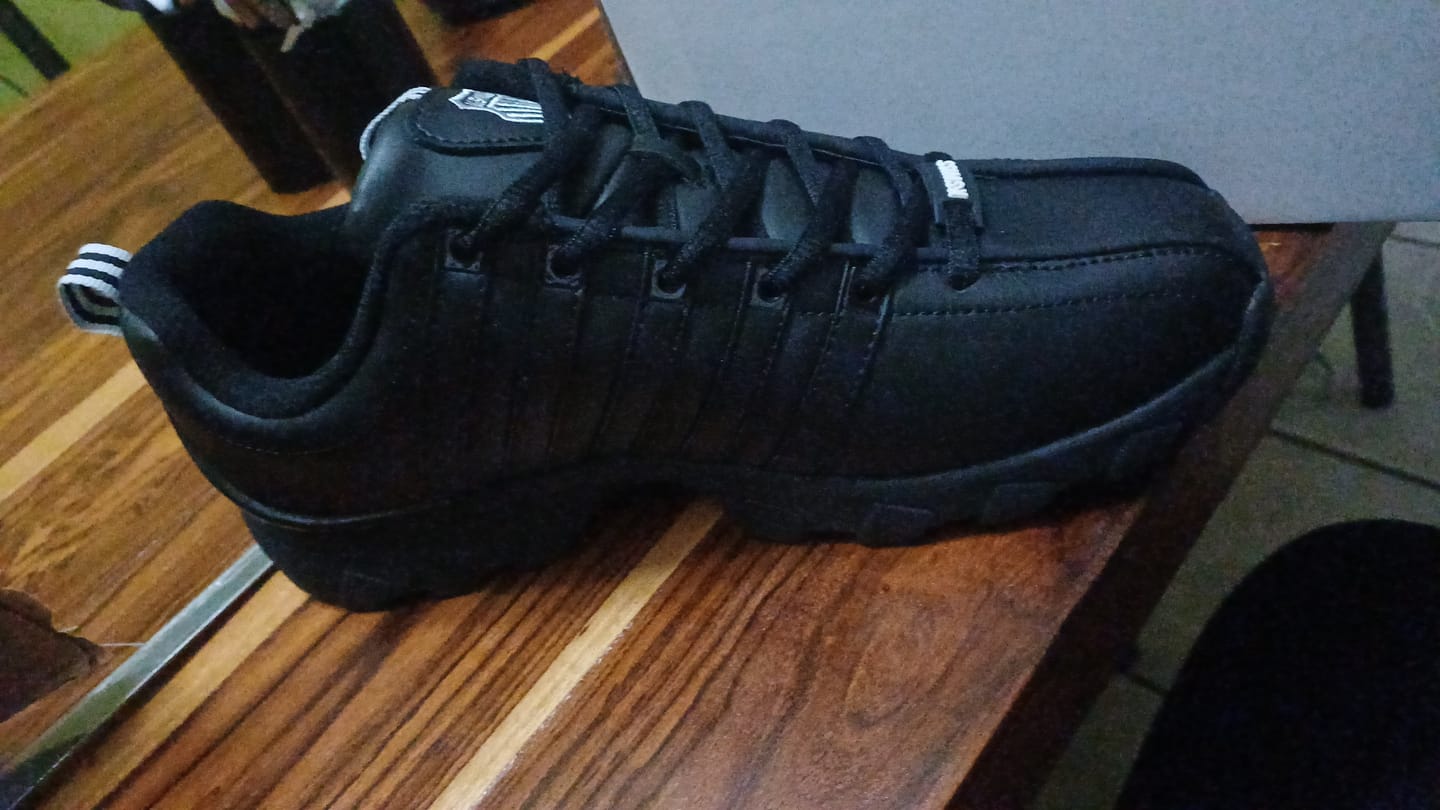 Customer photo review of Tenis Haxby Men