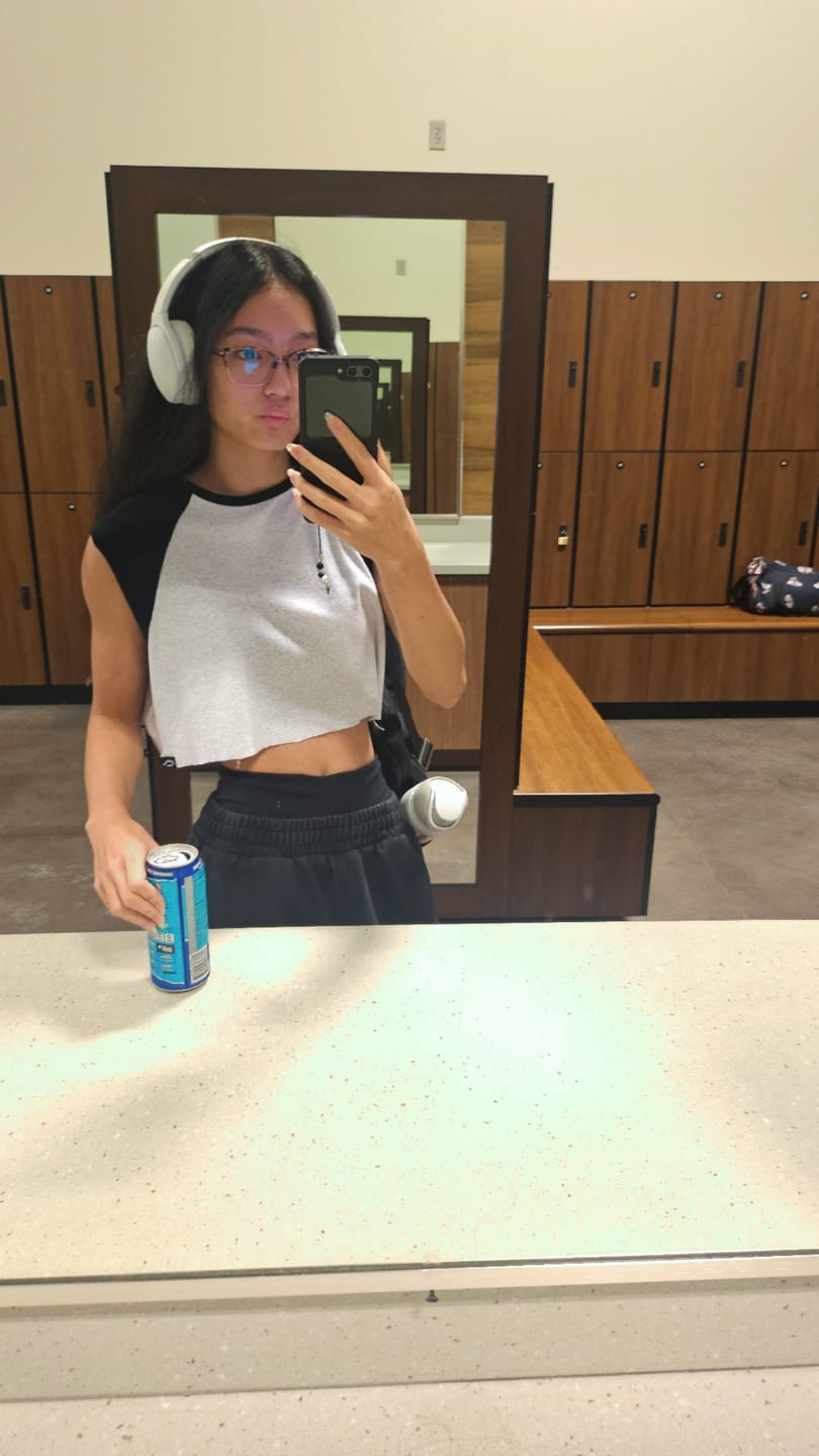 Customer photo review of W4306 - Raglan Cutoff