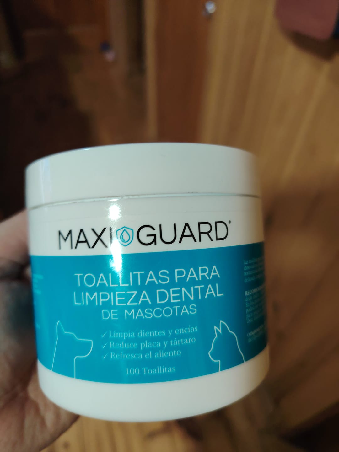 Customer photo review of Toallitas para limpieza dental de mascotas MaxiGuard 100 unidades