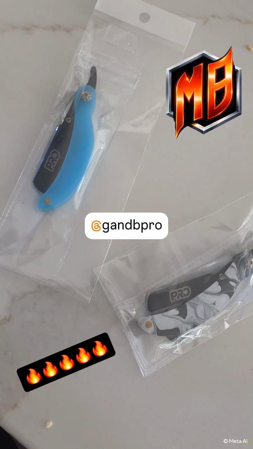 Customer photo review of PRO Mini Razor Holder
