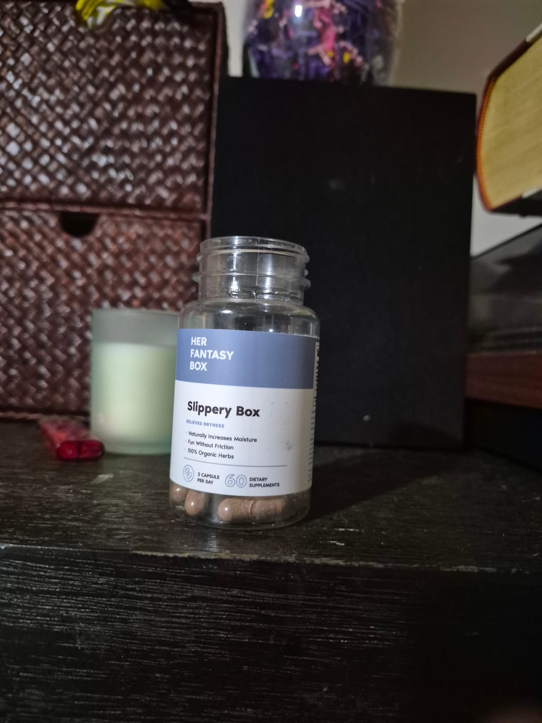 Customer photo review of Slippery Box - Extra Moisture Support Capsules