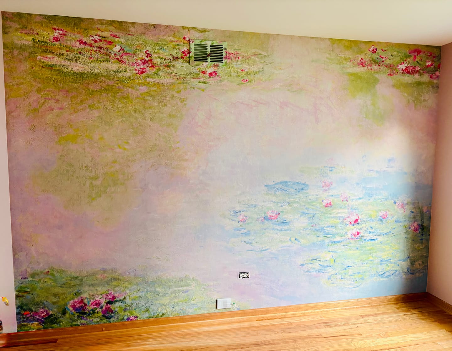Customer photo review of Lily Pond - Vintage Lily Pond Oil Painting Wallpaper Mural