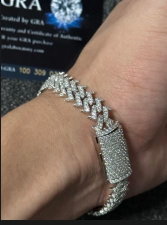 Customer photo review of 925 Silver 10MM Thorns Spike Vvs Moissanite Cuban Bracelet