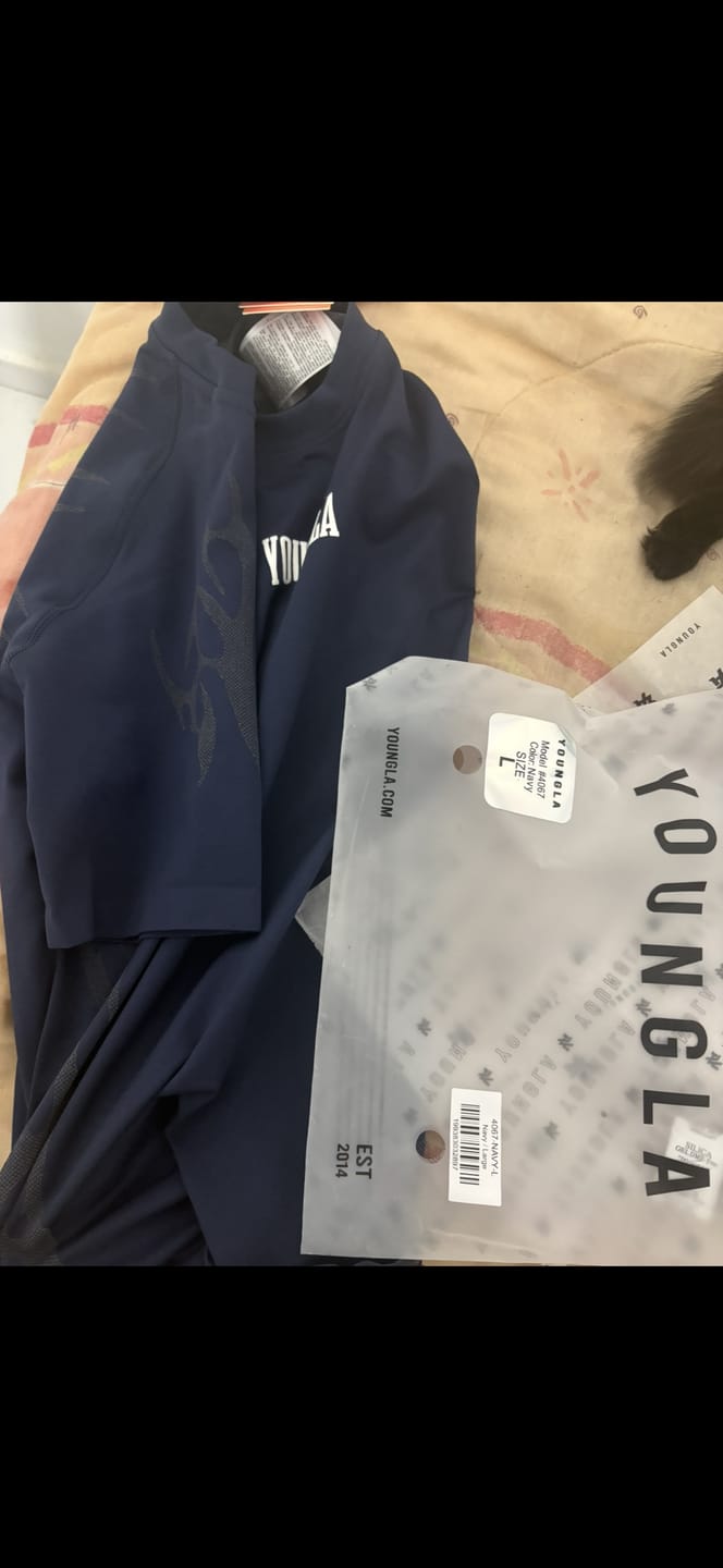 Customer photo review of 4067 - Gothic Compression Tees