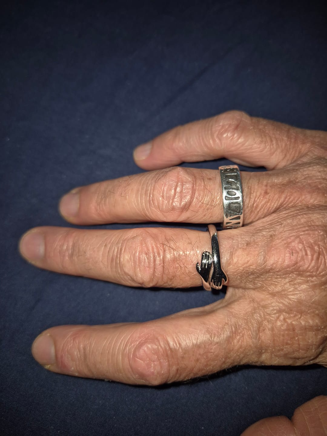 Customer photo review of Flex-Ring 925 versilbert »Ich umarme mich« passt bis Größe 54