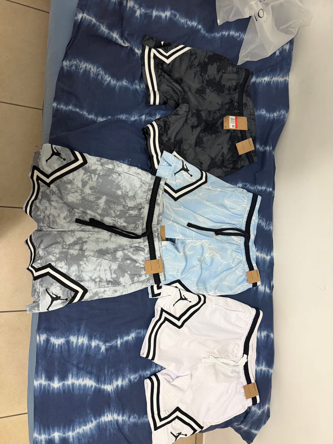 Customer photo review of מכנסי Jordan Pure White (לבן) | HOOPERS
