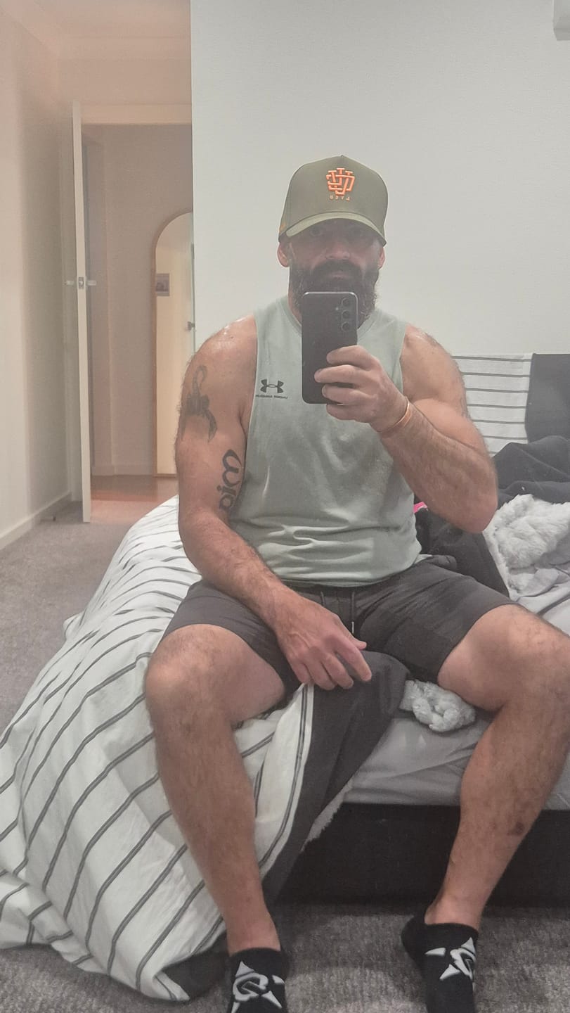 Customer photo review of DEEP FIT LVCO "Vegas Gold" A-Frame Snapback