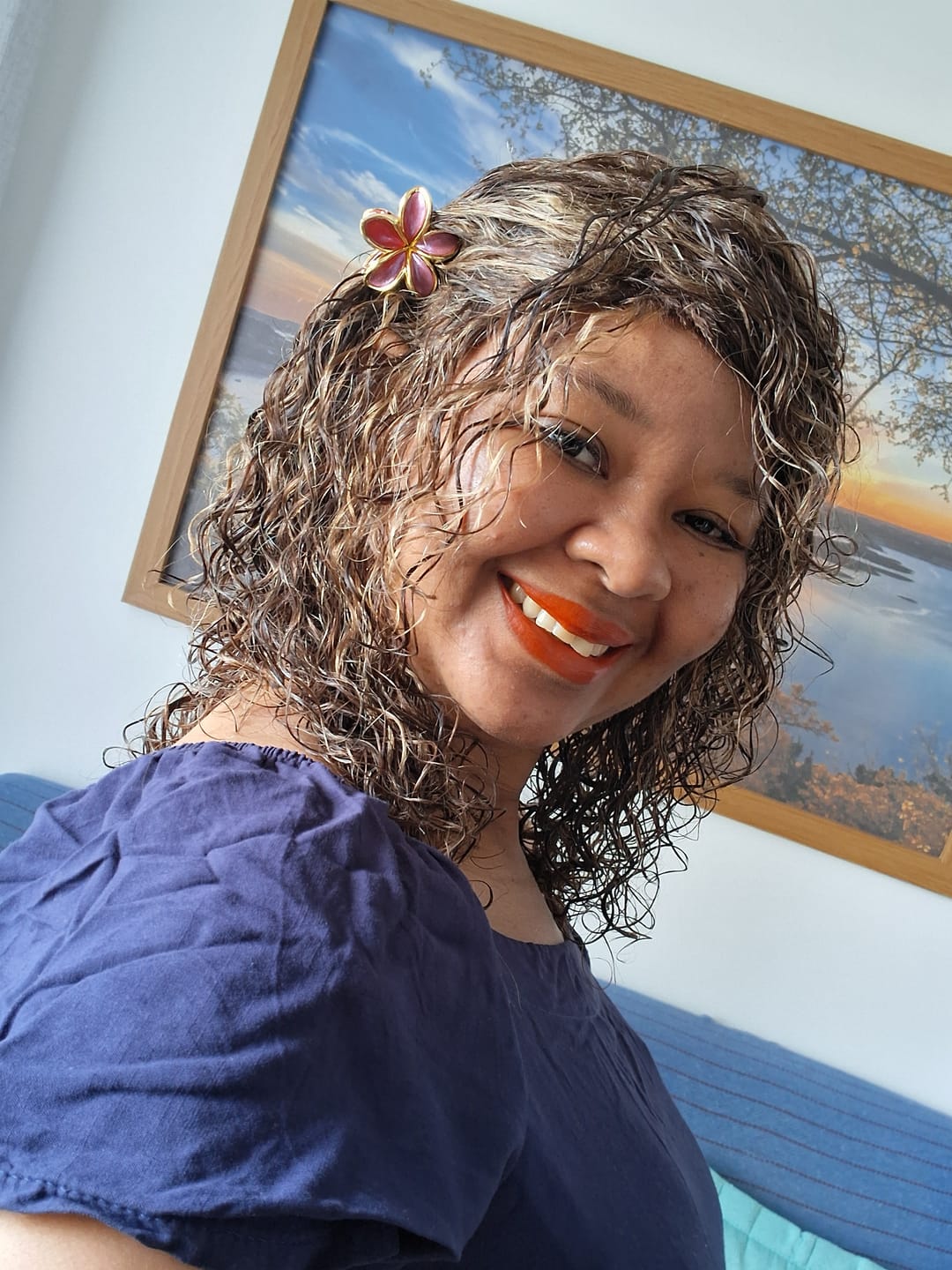 Customer photo review of Wig Humana Processada Vanessa - Chocolate Iluminado 427