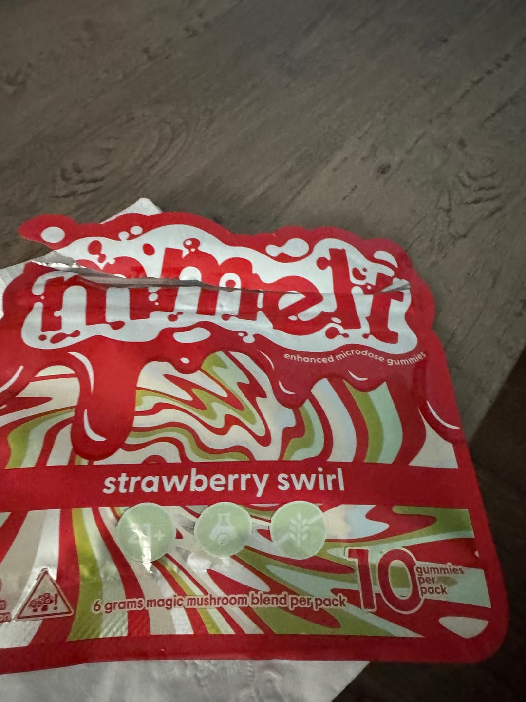 Customer photo review of Hippie Flip Mushroom Gummies