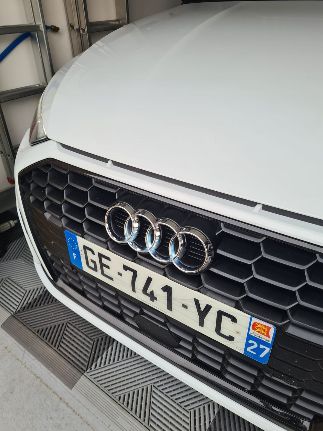 Customer photo review of Logo Audi Avant Lumineux Led