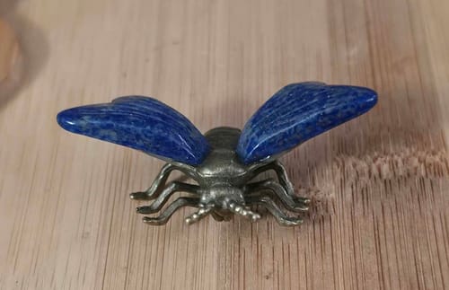Customer photo review of Natural Crystal Carving Bee