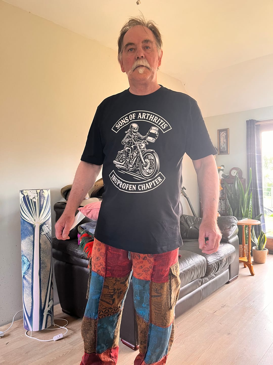 Customer photo review of SONS ARTHRITUS 026 T Shirt