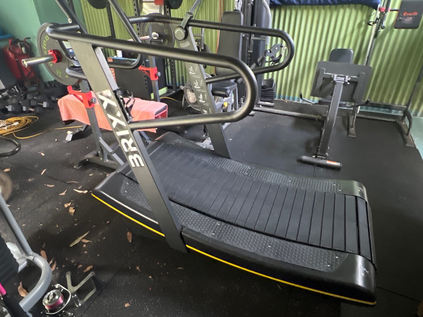 Customer photo review of BRIXX Commercial Curved Treadmill
