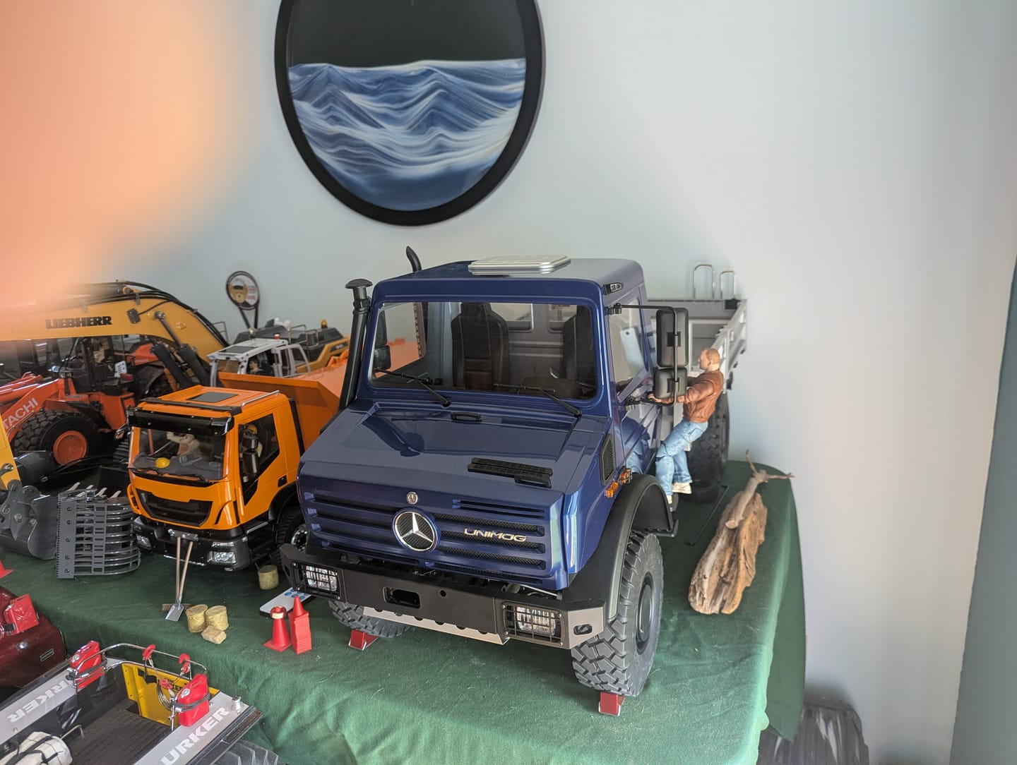 Customer photo review of Rlaarlo 1/7 Brushless RC Crawler Mercedes-Benz Unimog U4000 | UM07