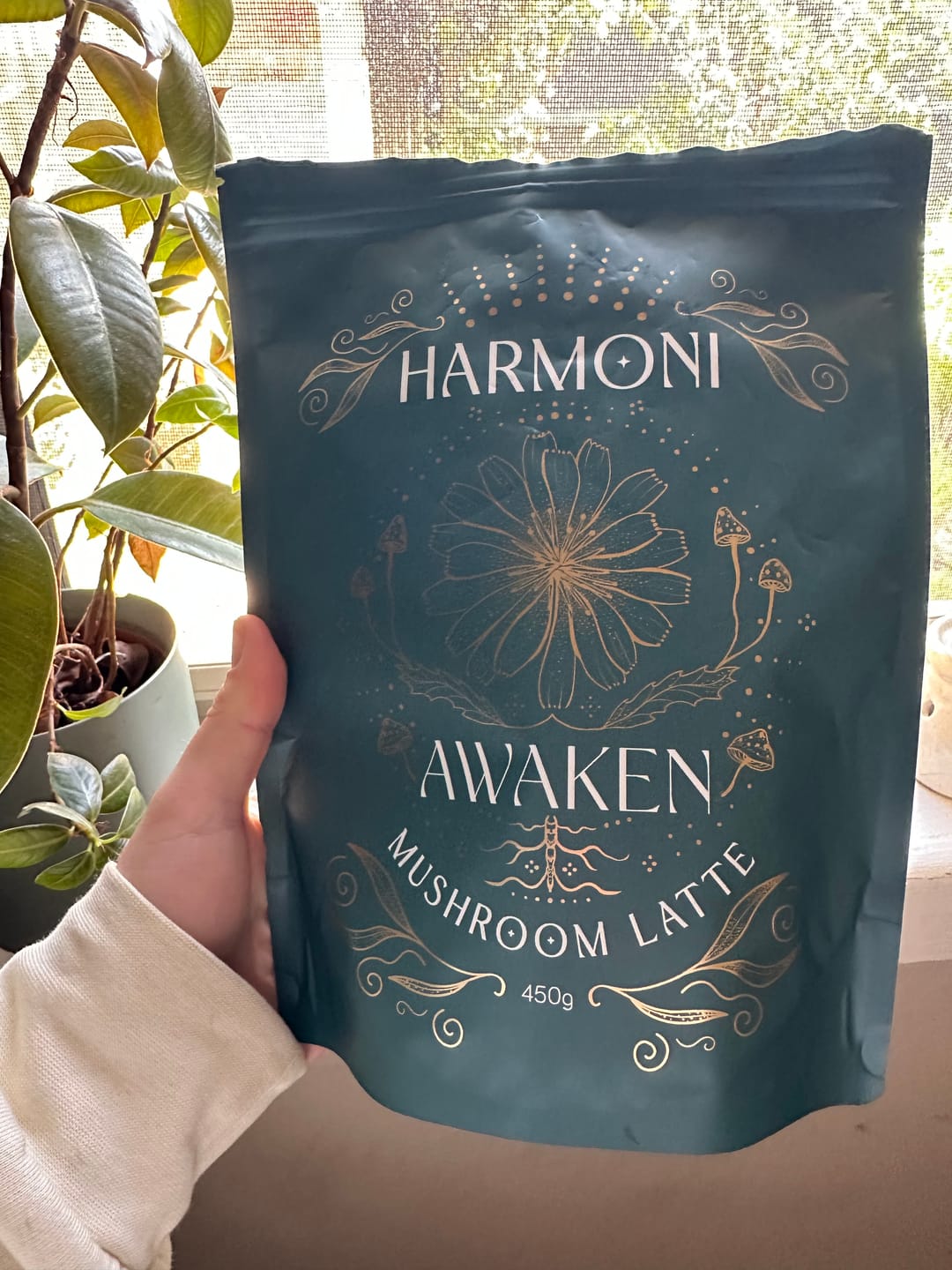 Customer photo review of AWAKEN Mushroom Latte for Clarity & Focus
