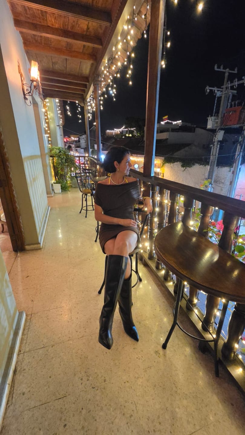 Customer photo review of Espresso Martini Boots