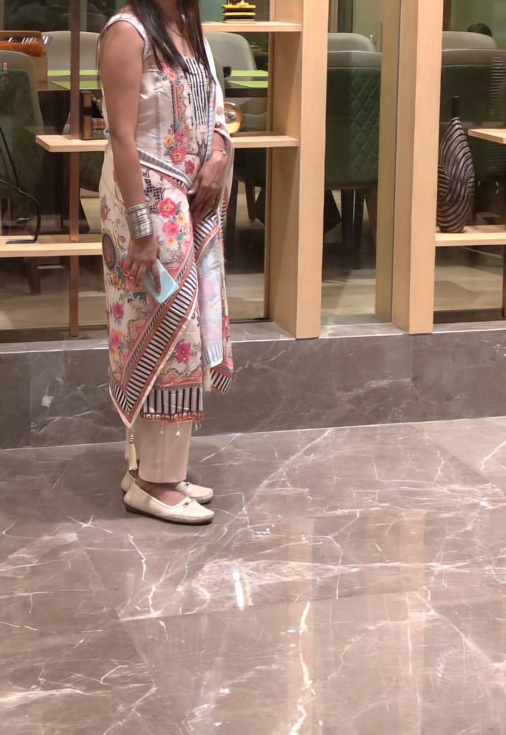 Customer photo review of Ivory Floral Printed Kurta Pant Set with Dupatta