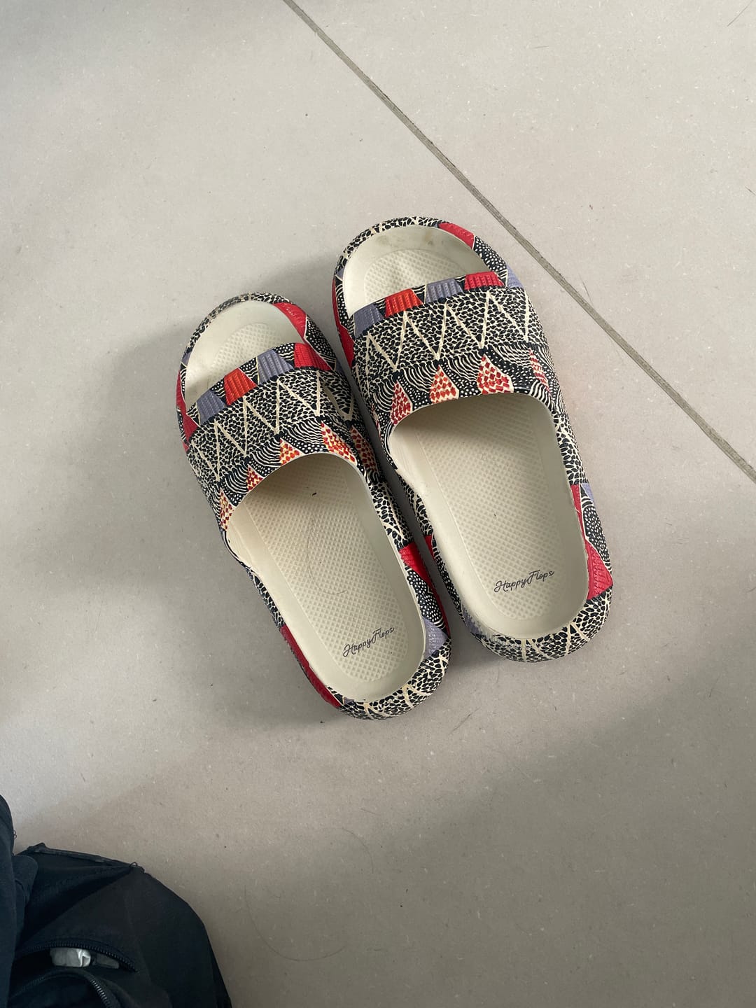 Customer photo review of HappyFlops Bohemian