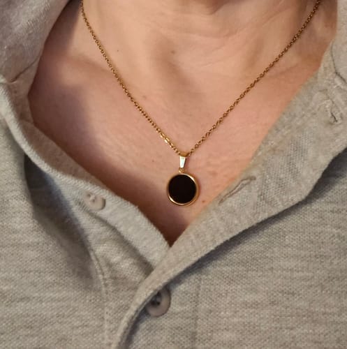 Customer photo review of Obsidian Necklace - Circle Medallion