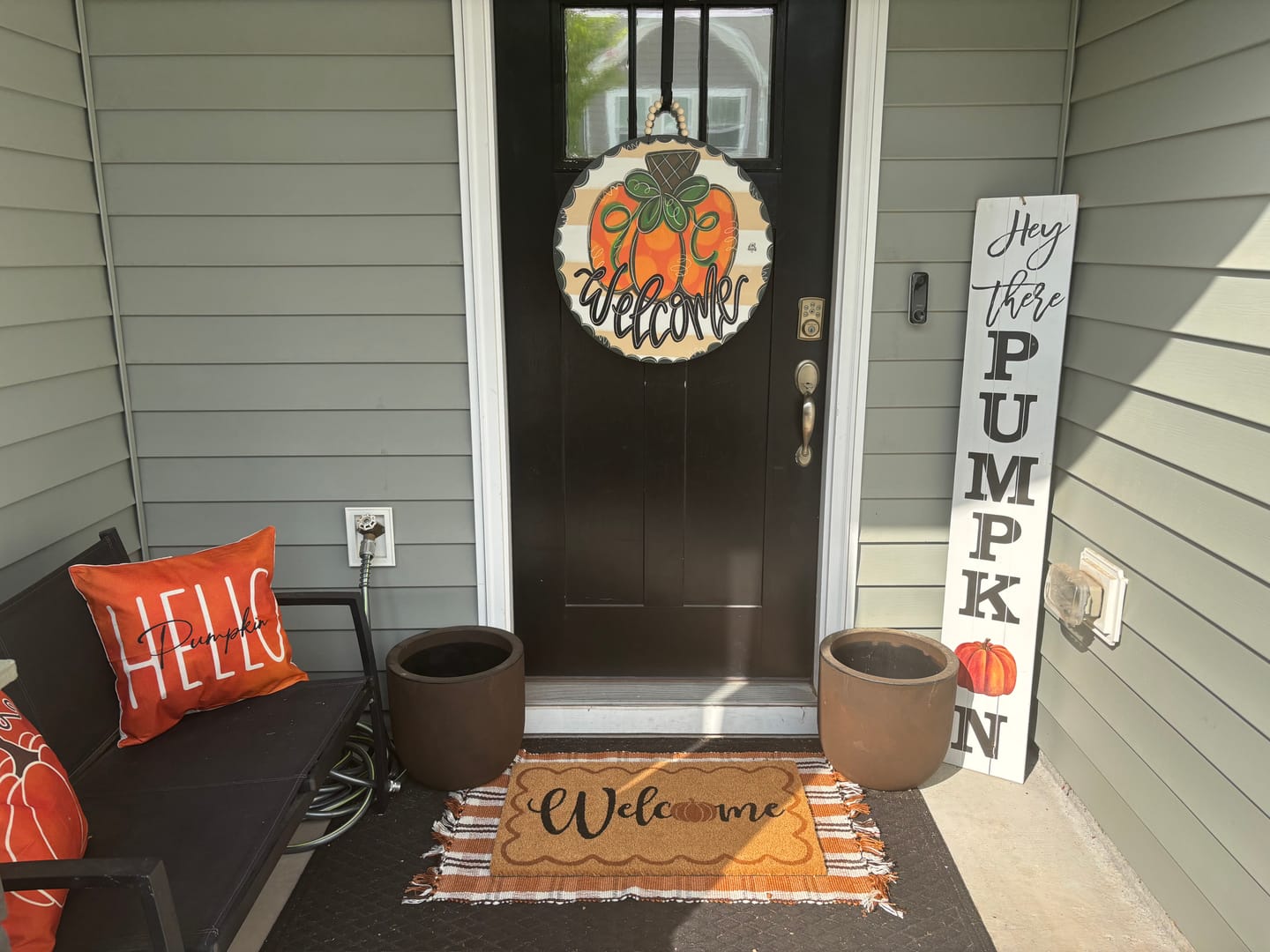 Customer photo review of Tan Pumpkin Circle "Welcome" Door Hanger