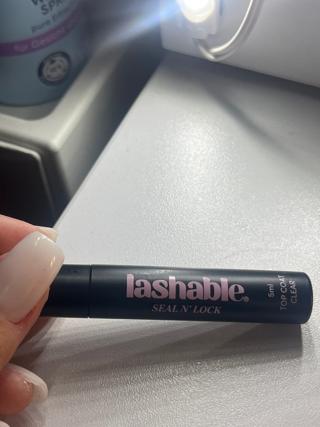 Customer photo review of Lashable SEAL N' LOCK transparentní top coat