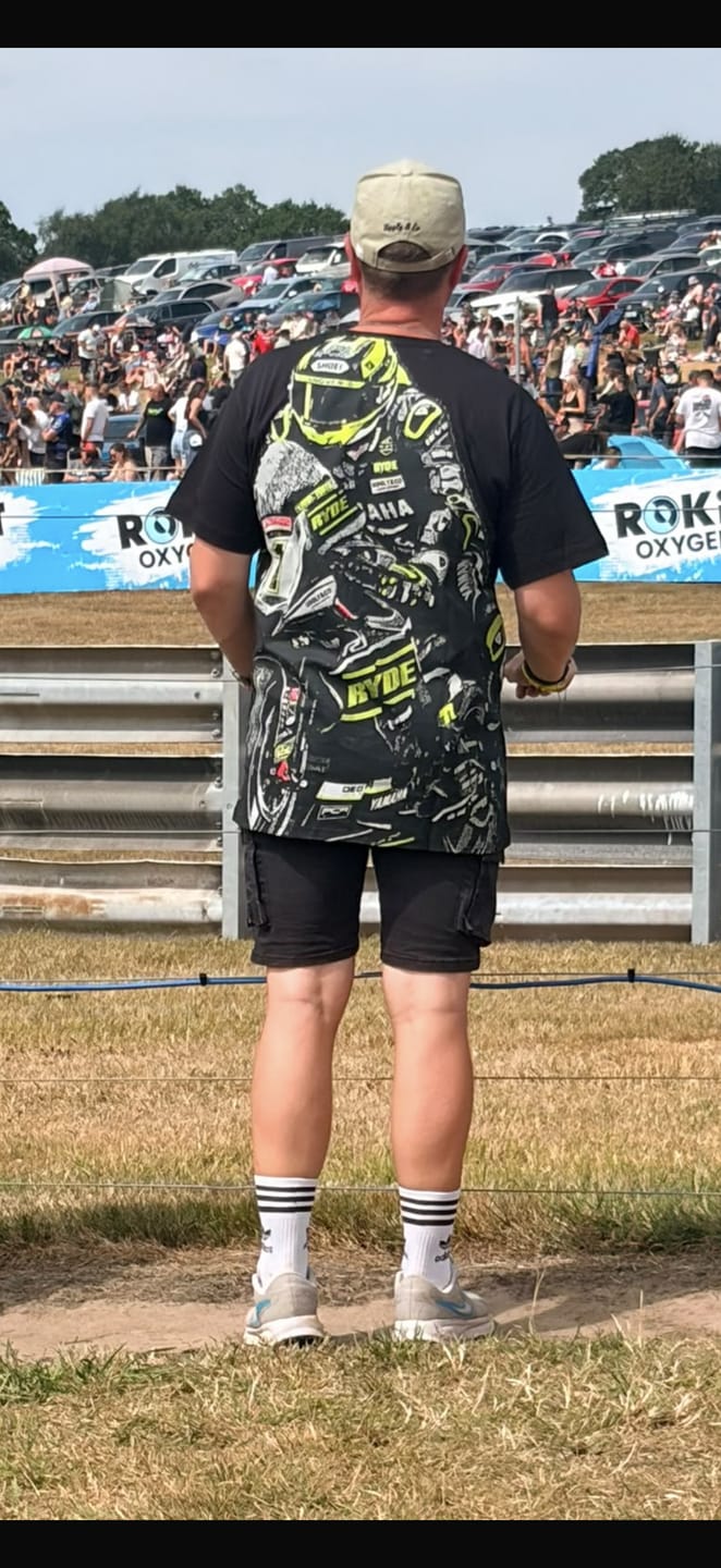 Customer photo review of Kyle Ryde Graphic T-Shirt