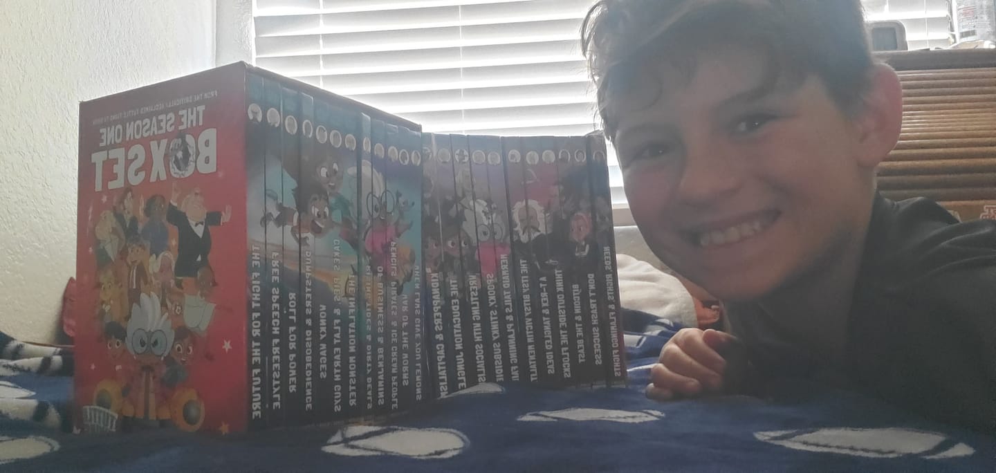 Customer photo review of Season 1 Graphic Novel Hardcover Box Set