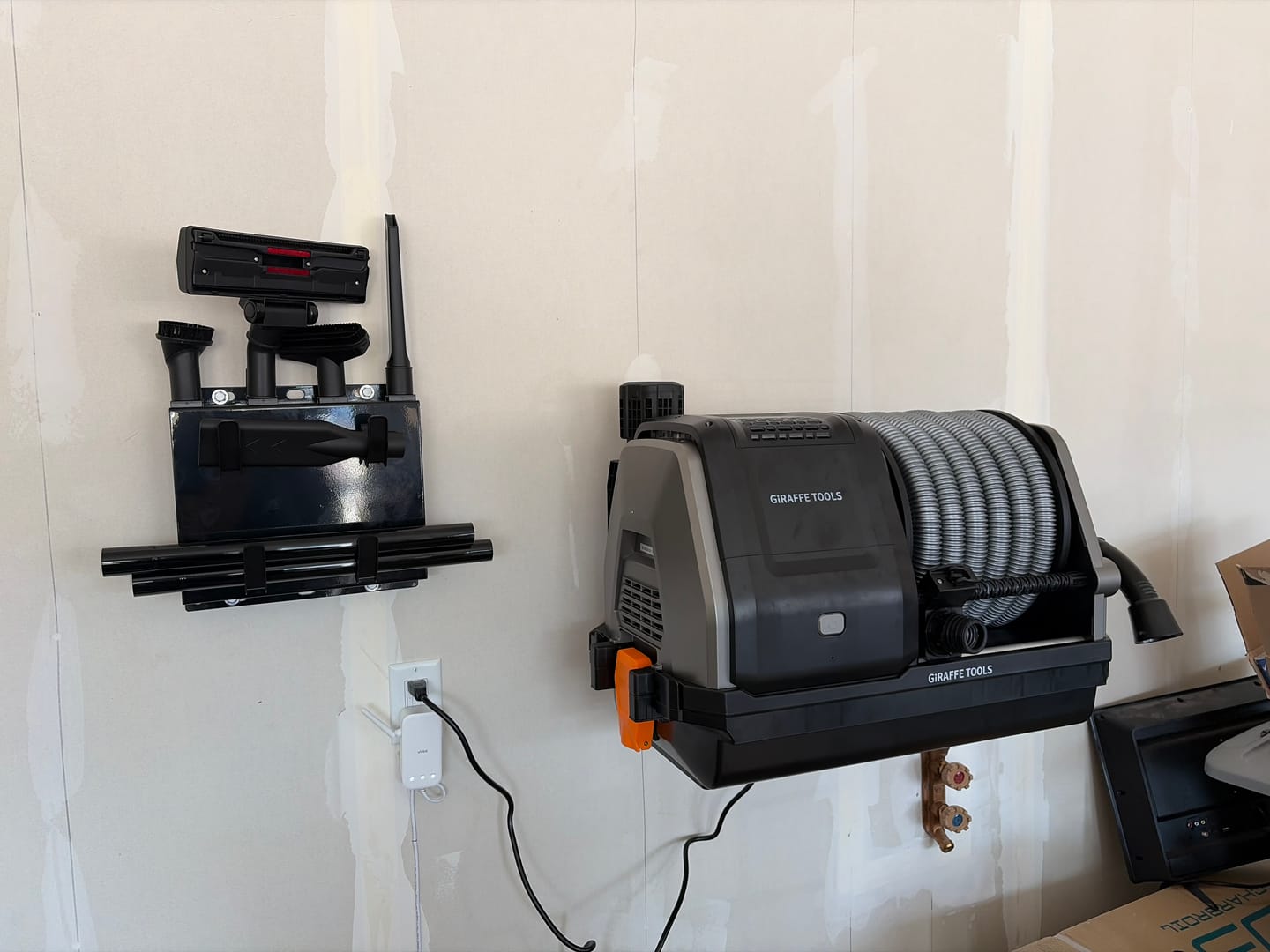 Customer photo review of Grandstorm Retractable Vacuum Cleaner