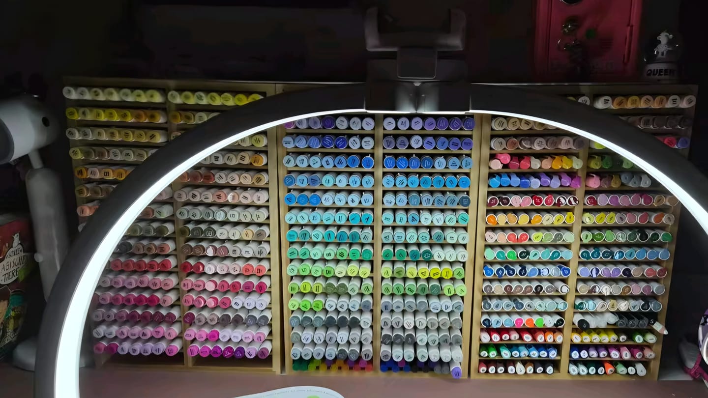 Customer photo review of Ohuhu Bamboo Marker Organizer