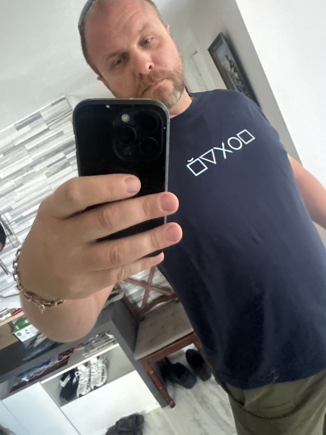 Customer photo review of Pohuy Tee