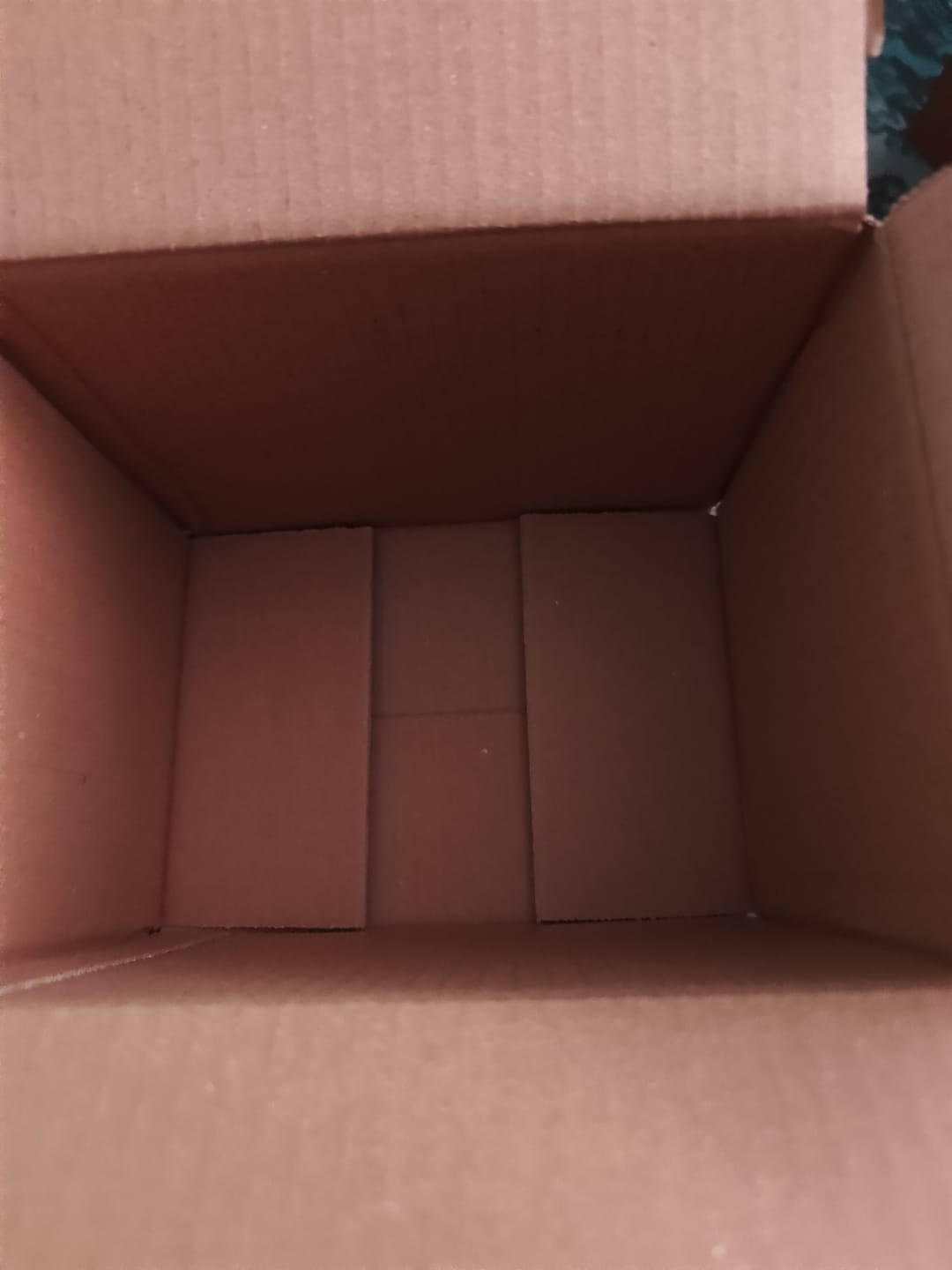 Customer photo review of Saturatiemeter / bloedzuurstofmonitor / saturatiemeter voor vingers / met OLED-display / professioneel en zeer nauwkeurig / ideaal voor gezinnen, ouderen en ziekenhuizen