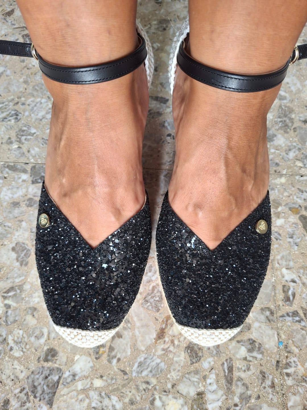 Customer photo review of ESPADRILLAS MAGDA GLITTER NERO
