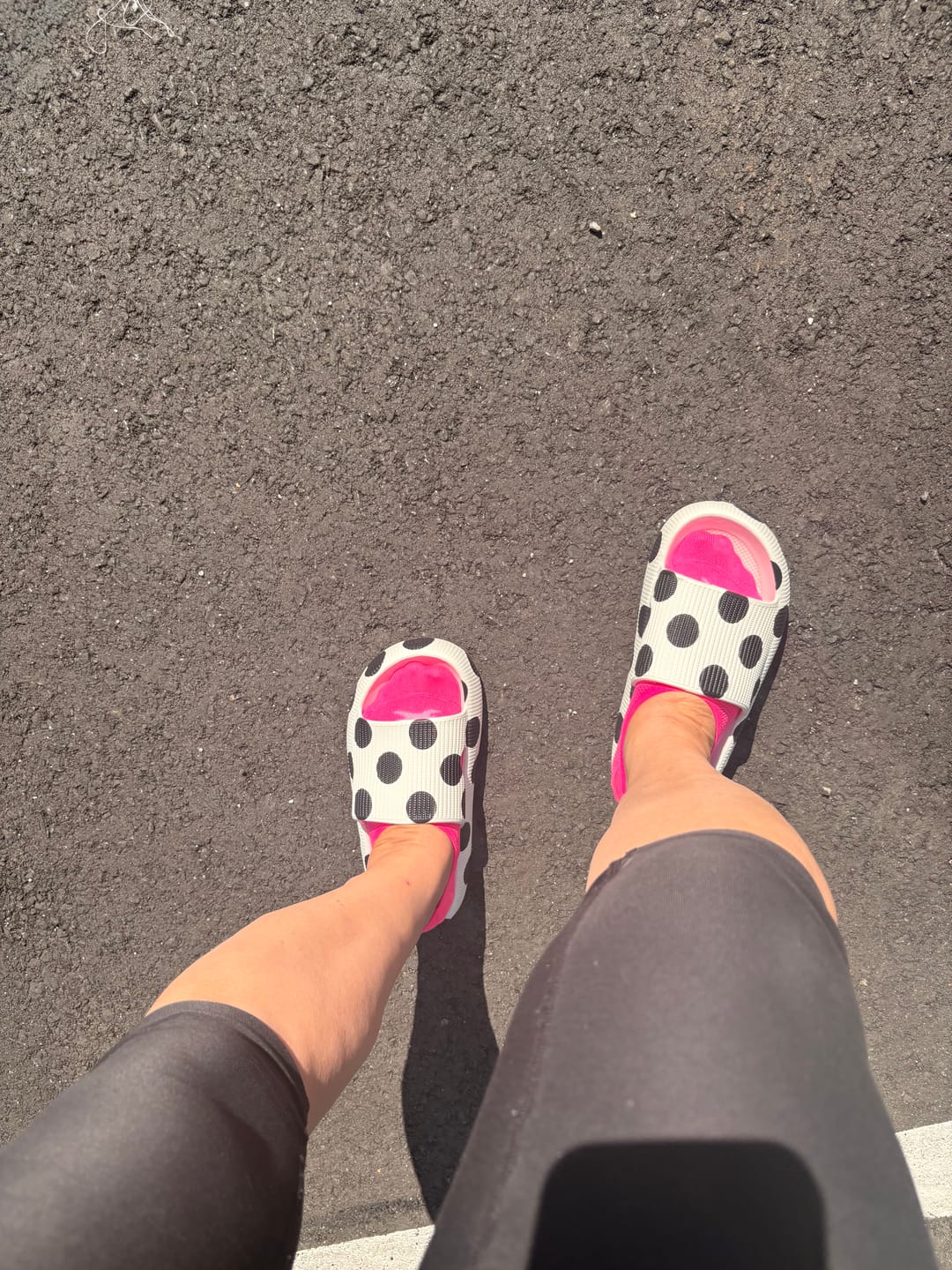 Customer photo review of HappyFlops Polkadots