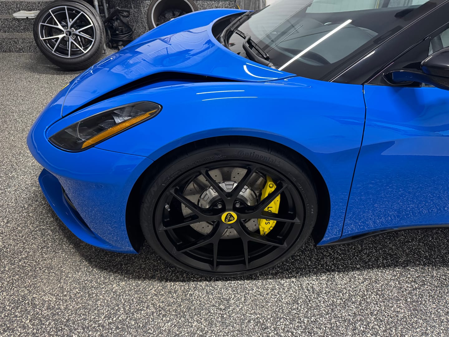 Customer photo review of Lotus Ultra-Light Alloy Forged Wheels V2 by Aerie Performance