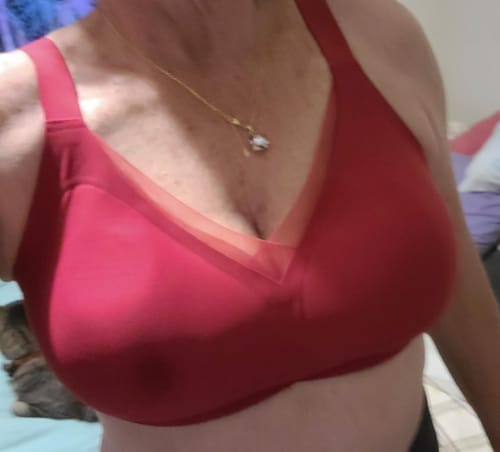 Customer photo review of Curvs Full Coverage Bra