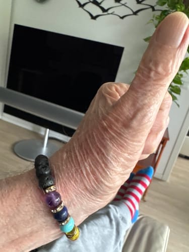 Customer photo review of 7 Chakra Activation Bracelet