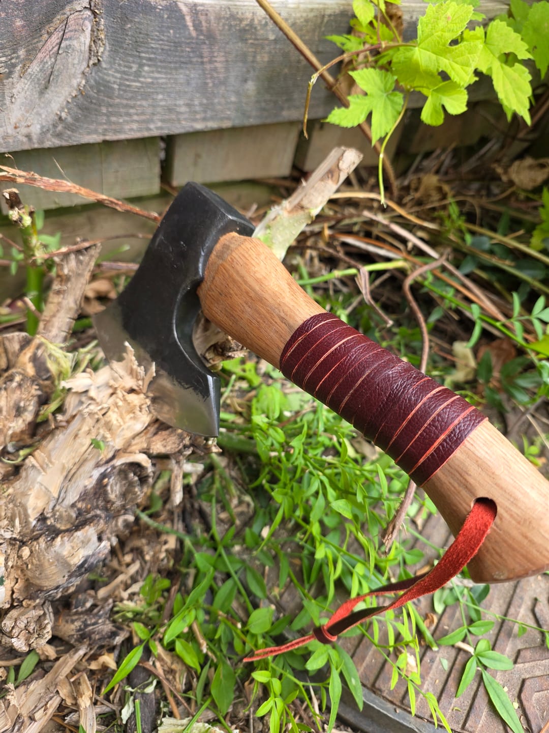 Customer photo review of The Bushcraftsman Axe