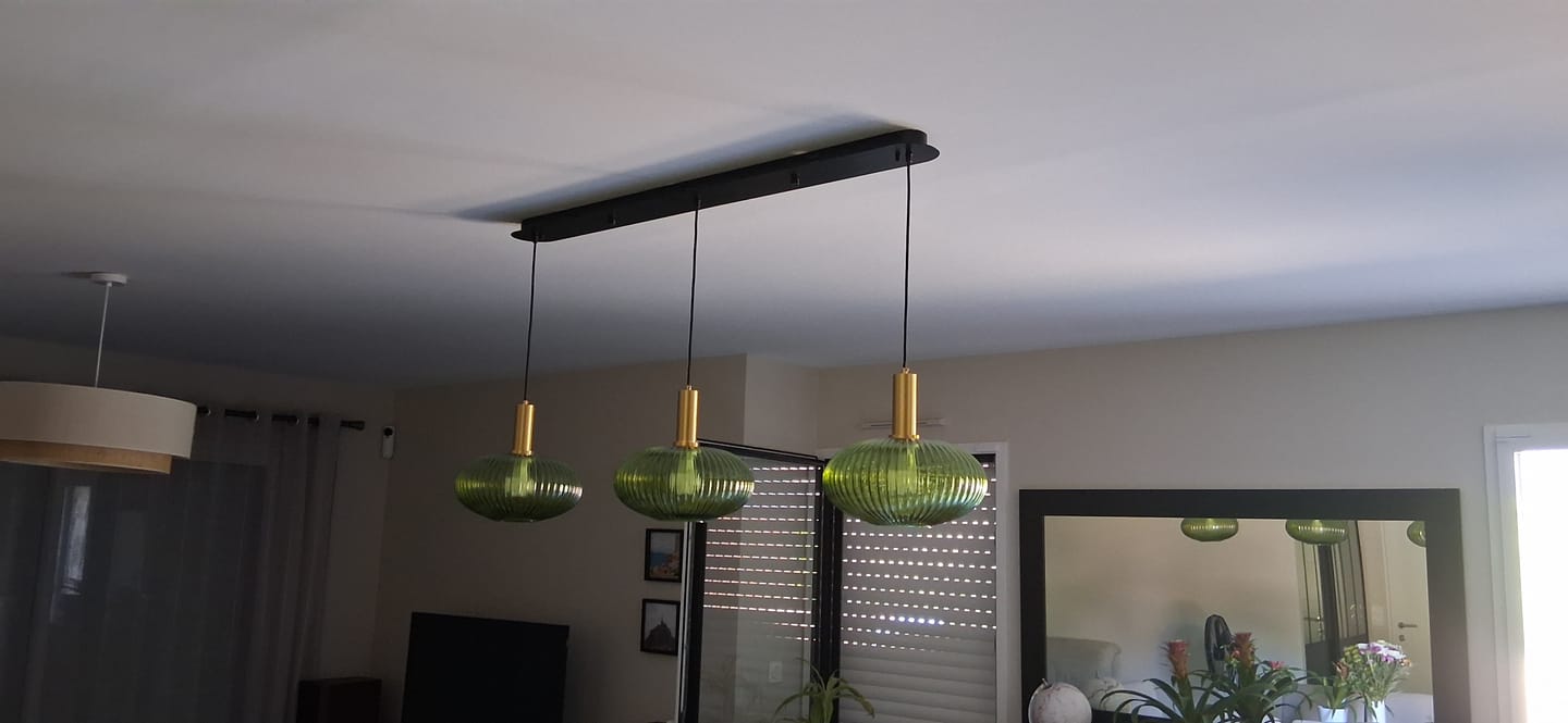 Customer photo review of Support de suspension Lumeo avec douille intégrée