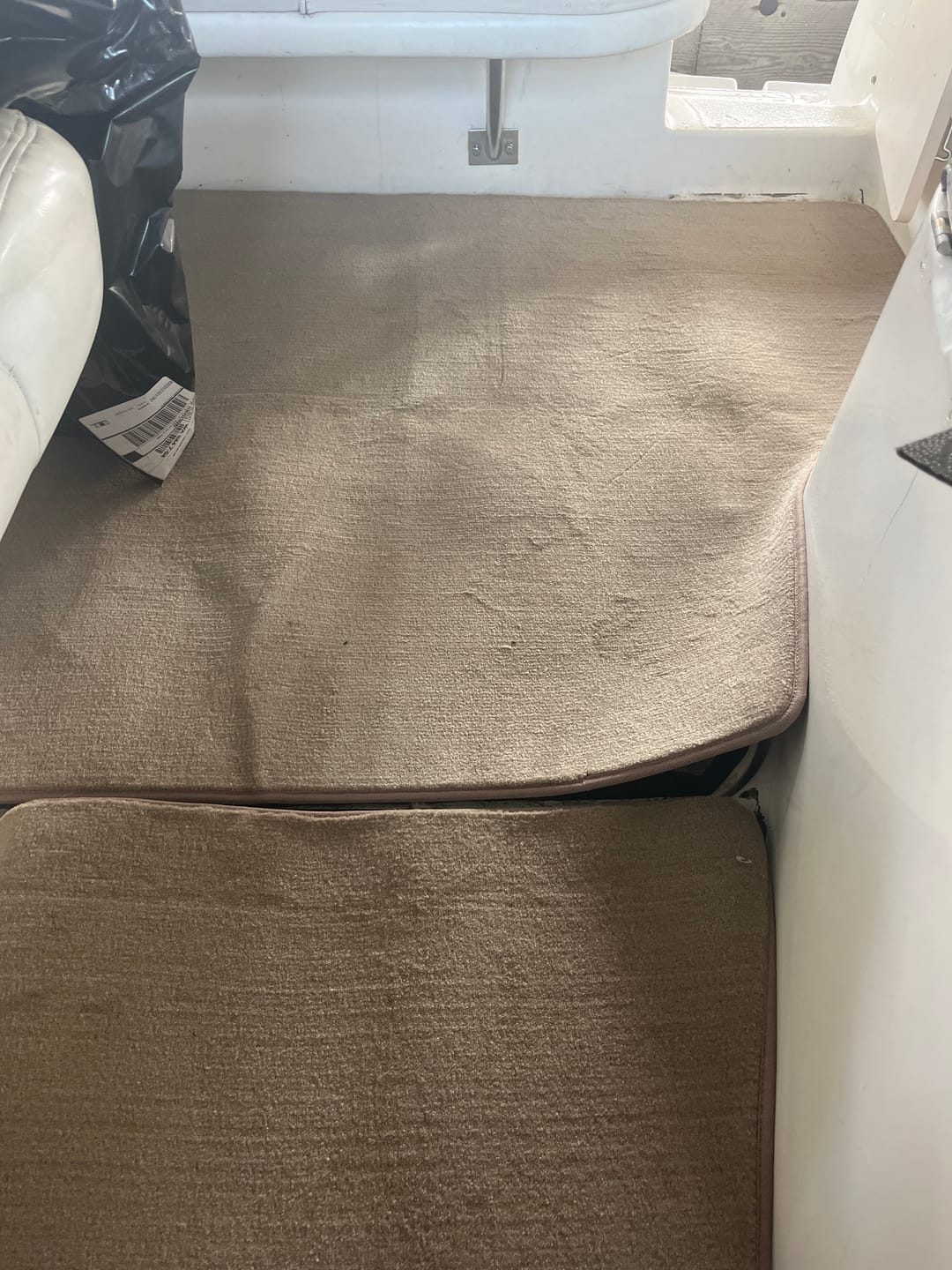 Customer photo review of 1999-2006 Chaparral 240 Signature Snap in Boat Carpet
