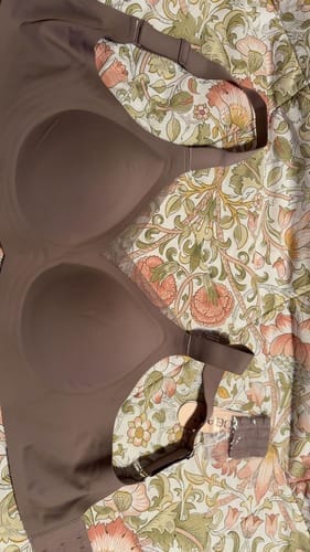 Customer photo review of Curvs Full Coverage Bra