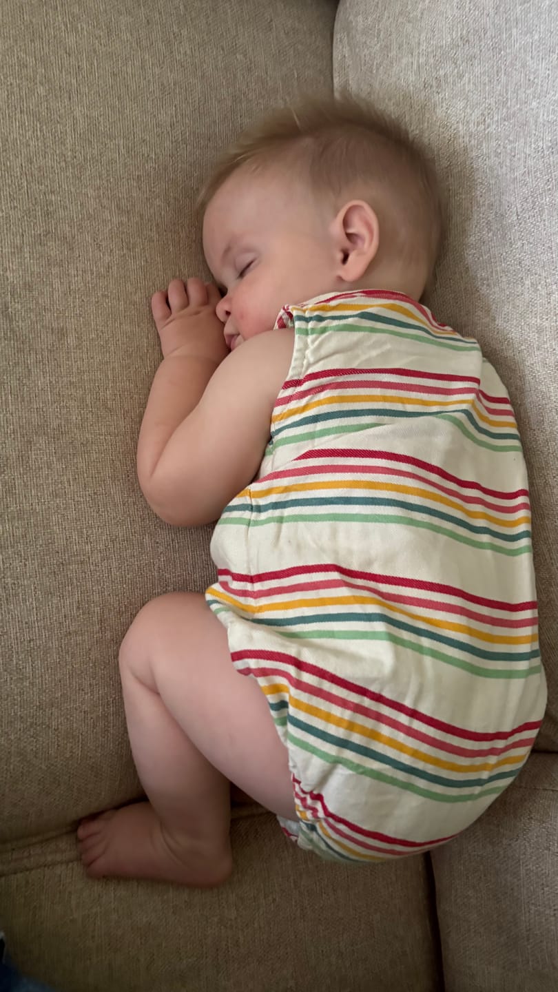Customer photo review of Cream Rainbow Bubble Body