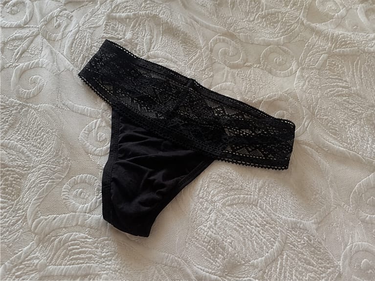 Customer photo review of Tanga menstrual Passion
