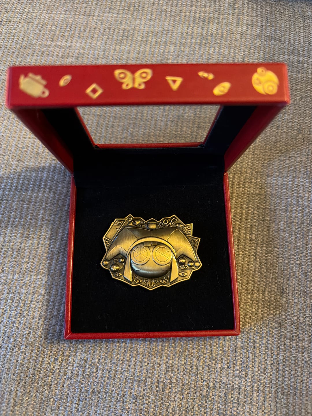 Customer photo review of Pomni Badge