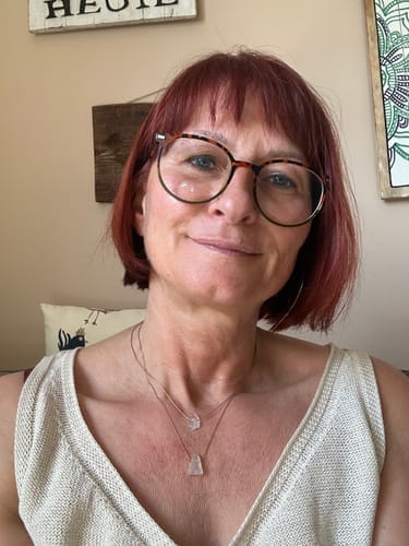 Customer photo review of Clear Quartz Necklace - Unprocessed