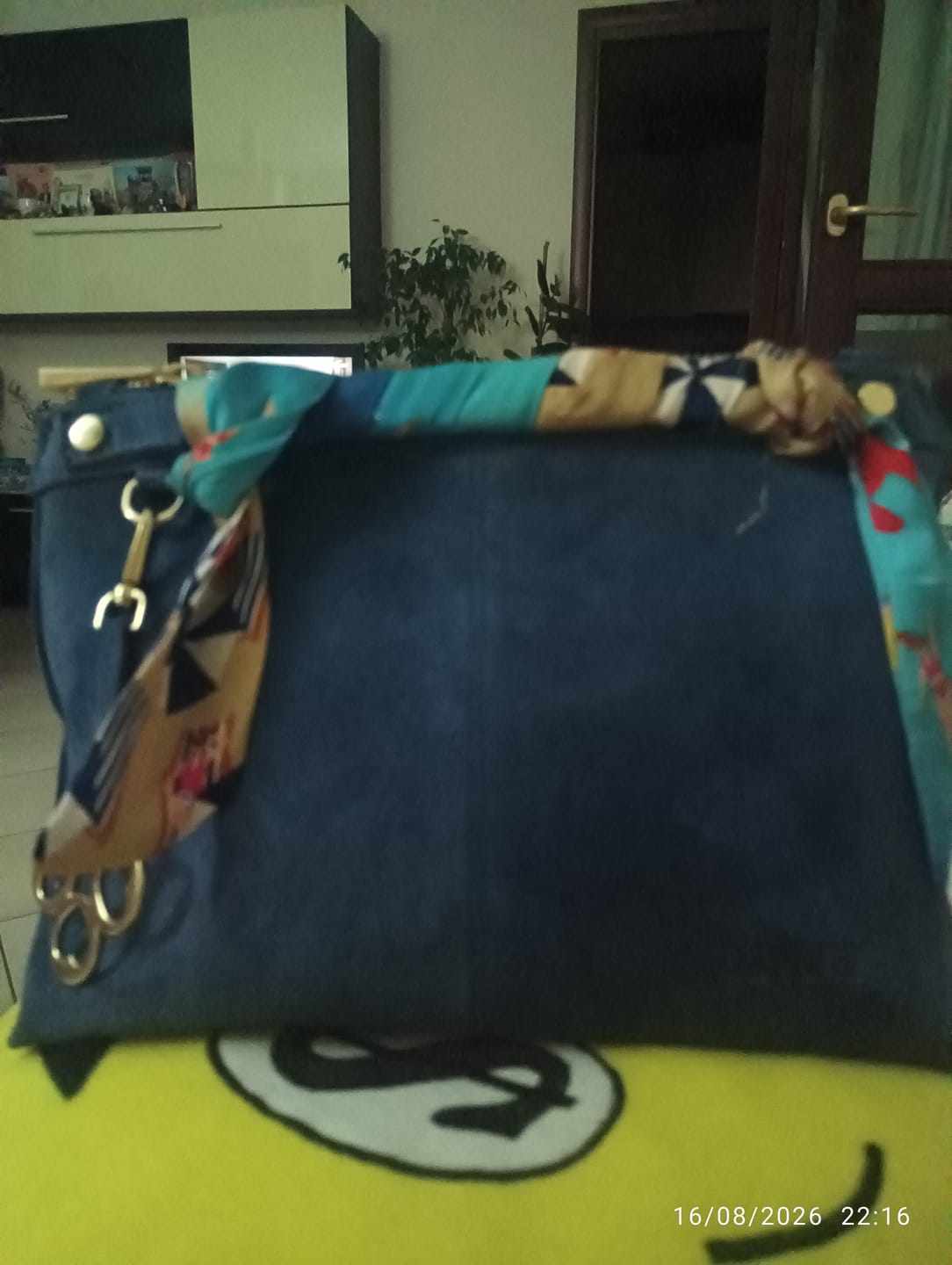 Customer photo review of BORSA MINI SOFY CAMOSCIO JEANS