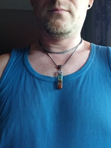 Customer photo review of 7 Chakra Orgonite Necklace