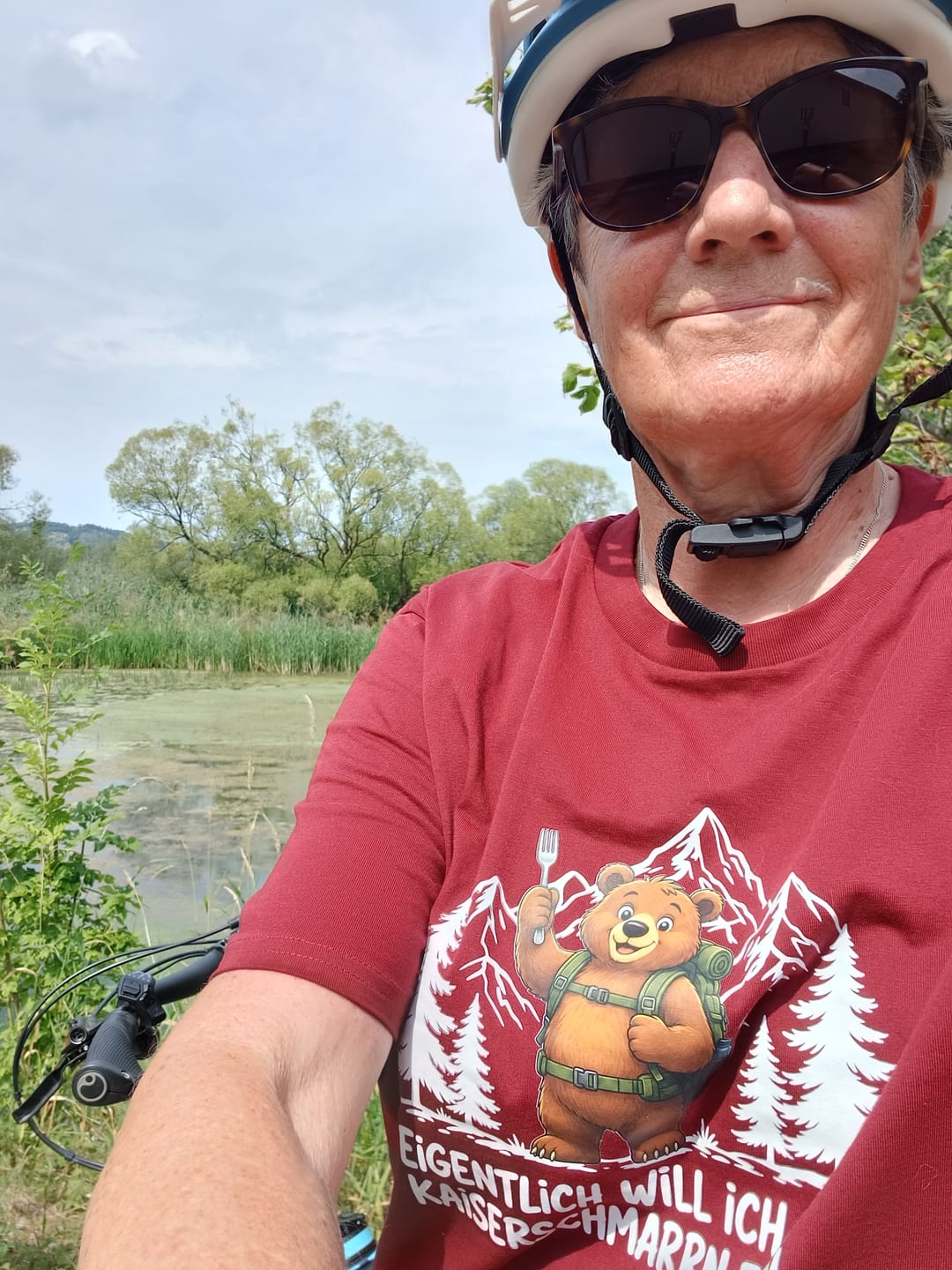 Customer photo review of Kaiserschmarrn Bär T-Shirt Unisex