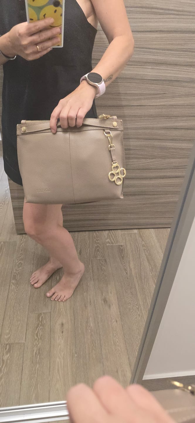 Customer photo review of BORSA MINI SOFY PELLE MARRONE PASTELLO