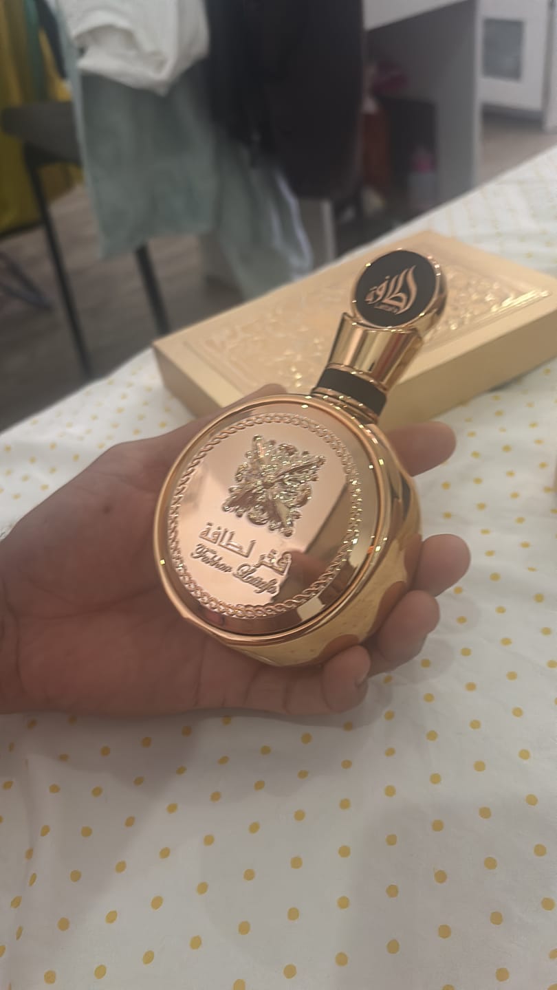 Customer photo review of PERFUME FAKHAR GOLD EXTRAIT LATTAFA - 100ML