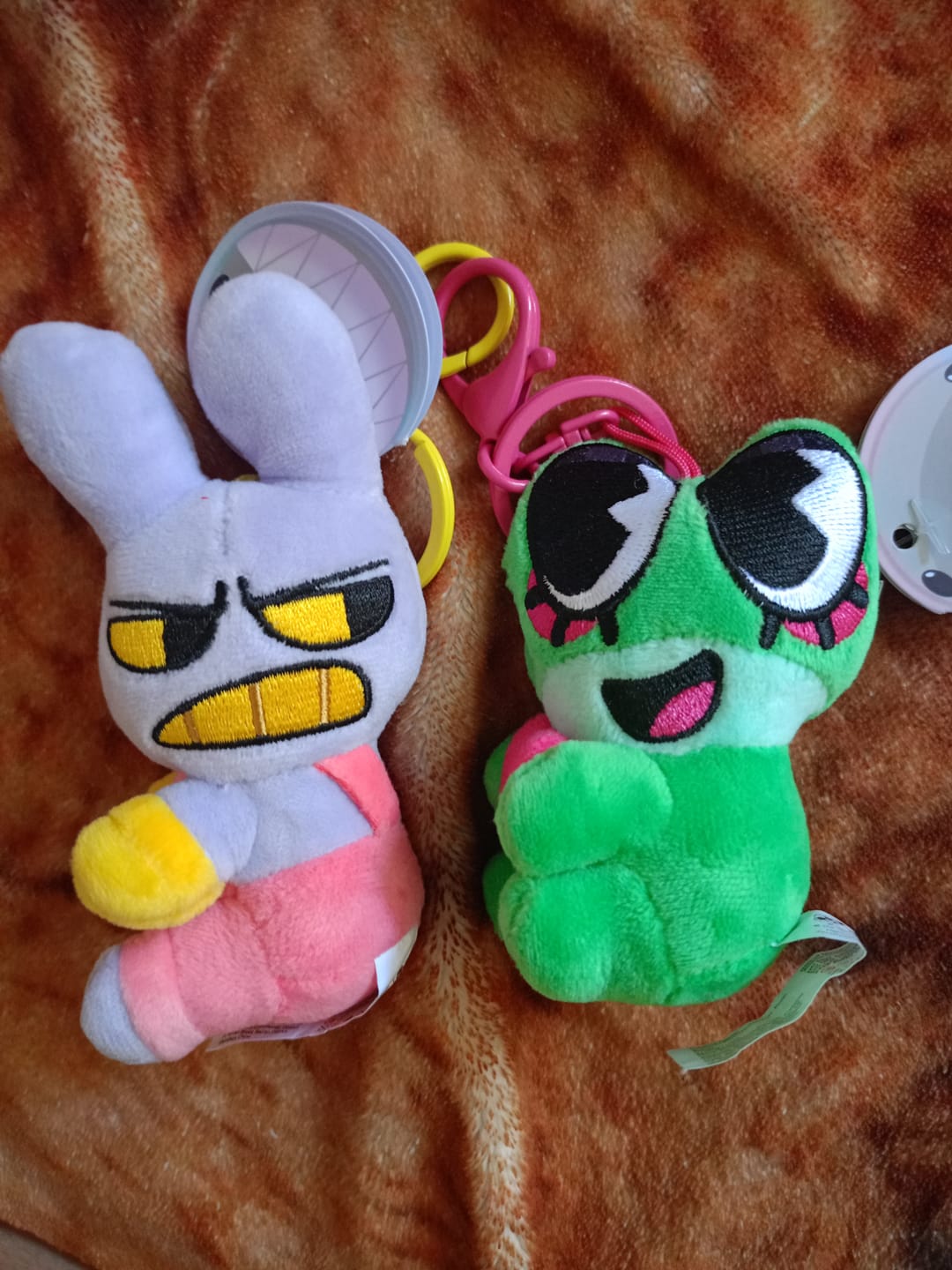 Customer photo review of Jax & Ribbit Magnetic Plush Keychains